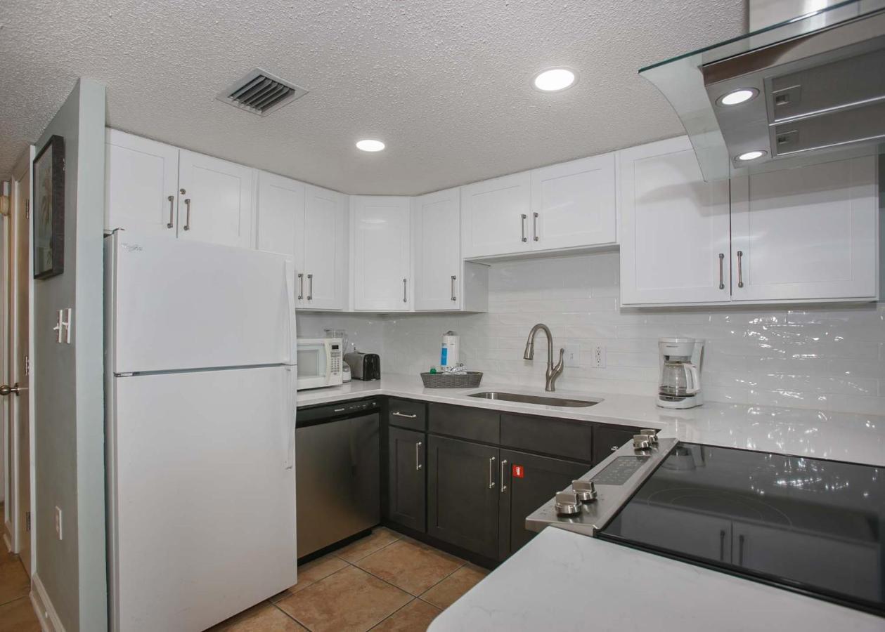 Holiday home Clearwater 1c By Albvr - Beautiful Beachfront Views! Great Location!